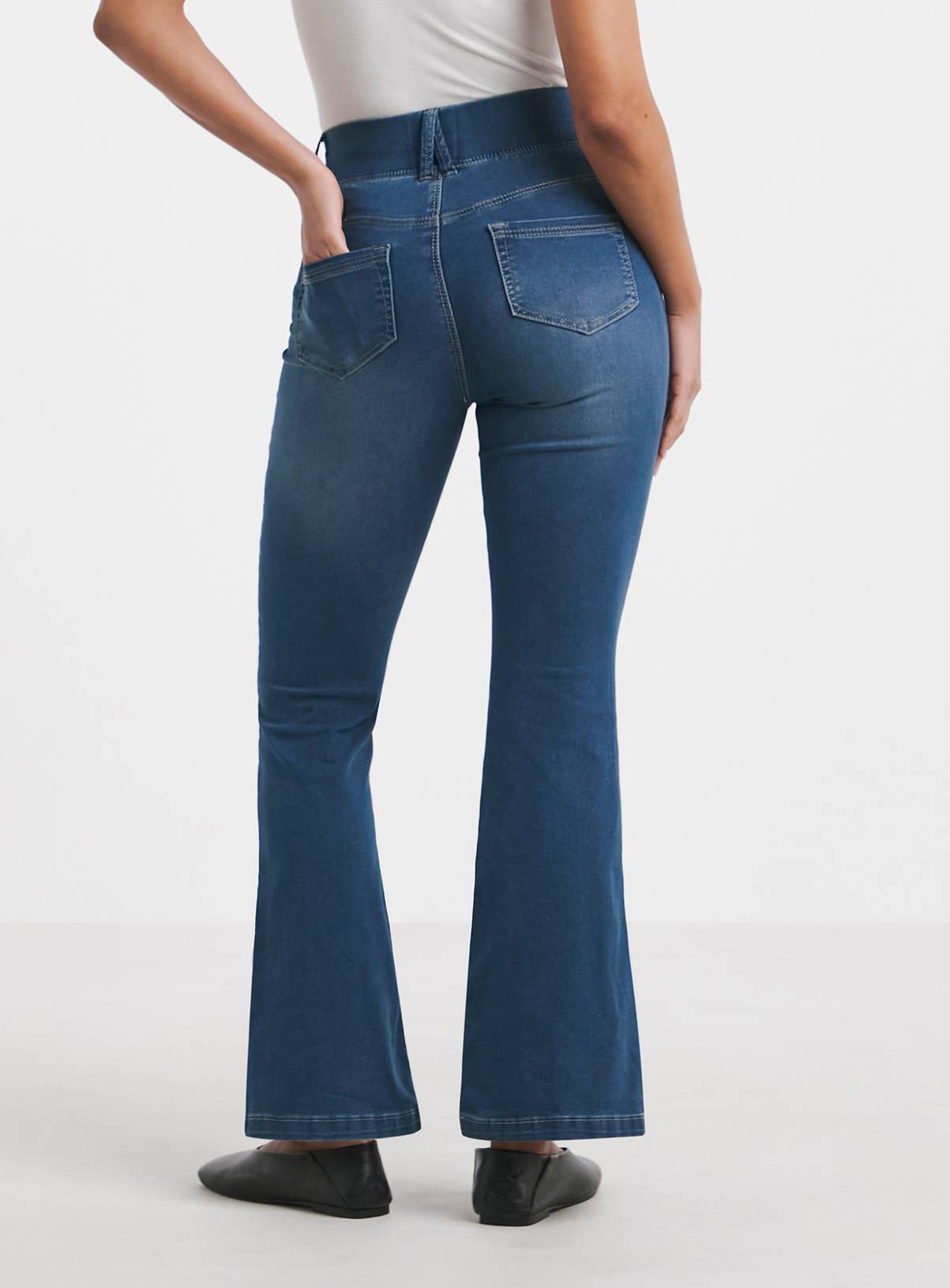 SIMPLY BE Flared Pull On Jegging Mid Wash 20R - Image 2